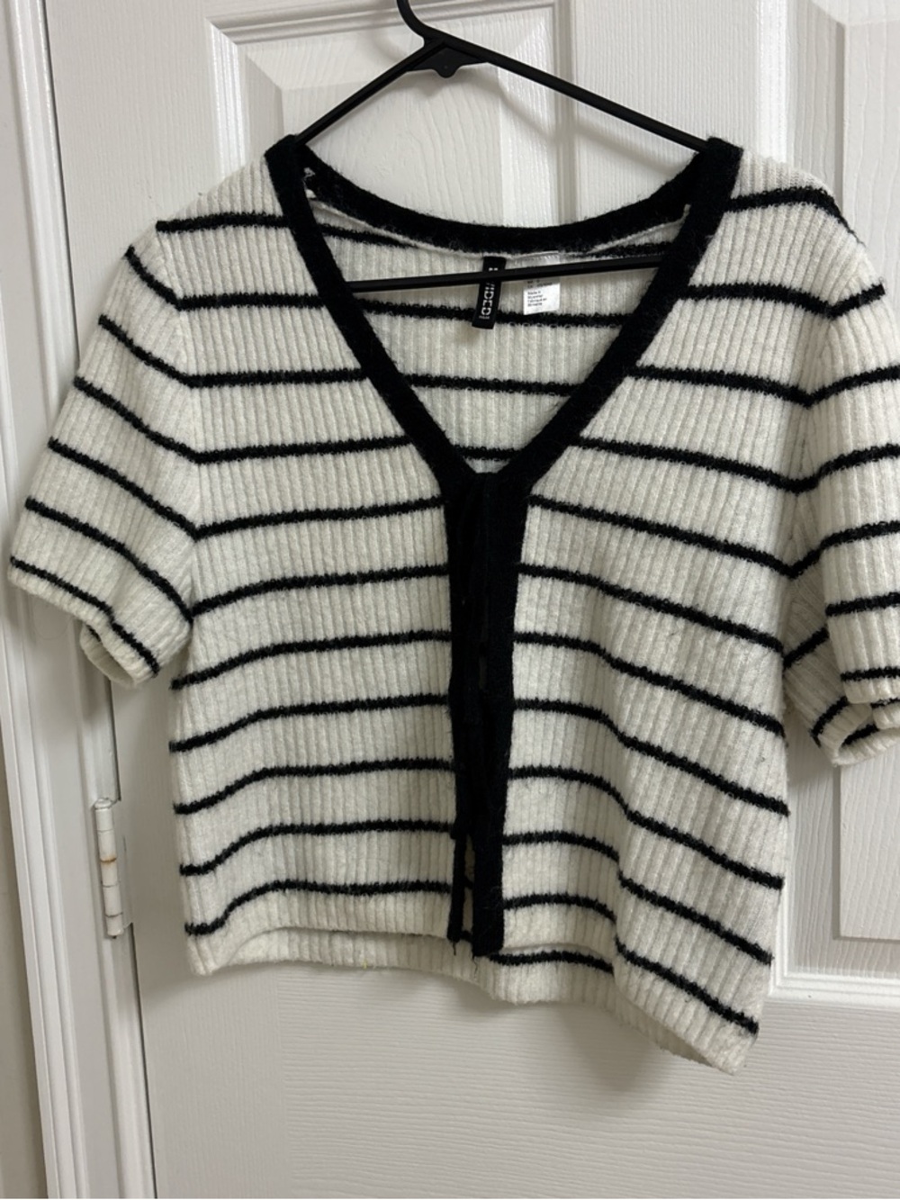 Striped V-Neck Knit Cardigan - Black & White